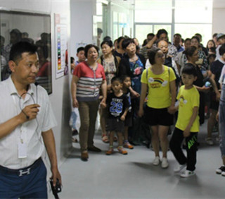 相约丝瓜视频IOS在线观看 童心飞扬