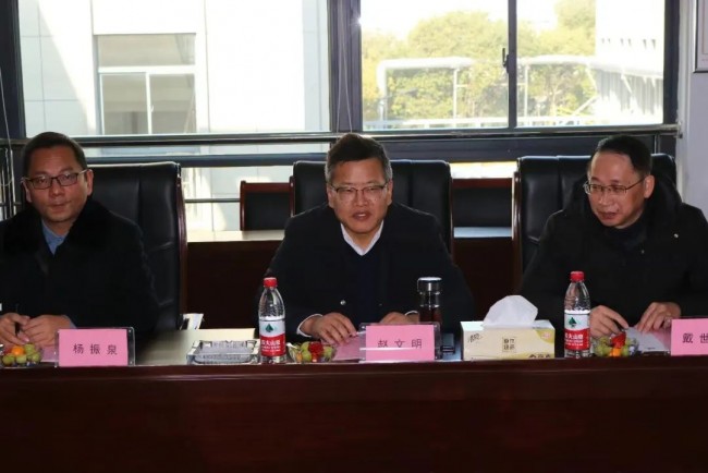 热烈欢迎扬州大学领导莅临丝瓜视频IOS在线观看零辅食开展访企拓岗活动